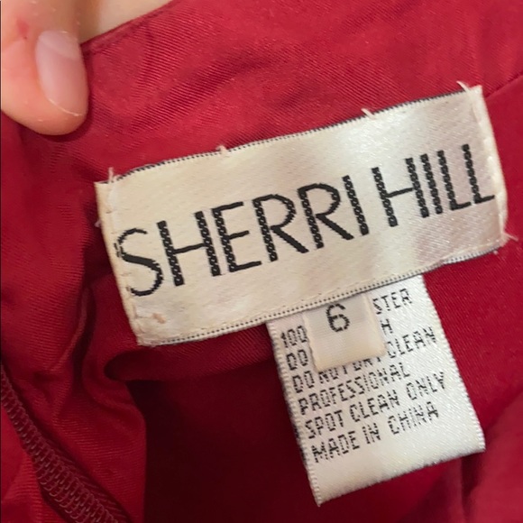 Sherri Hill dress - Picture 6 of 6